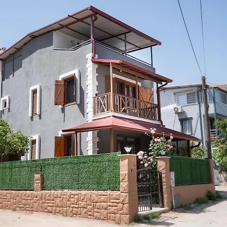 Villa Peaceful In Urla